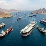 ПЕЧАЛБА ОТ ВОЙНАТА: Иран наложи такса за преминаване през Ормузкия проток, прибира милиони!