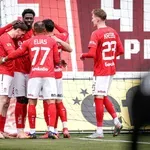 НА ЖИВО: ЦСКА 1948 2:1 Локомотив София, Аралица намали изоставането