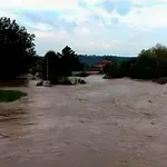 Преля река Черни Лом в село Априлово (СНИМКИ)
