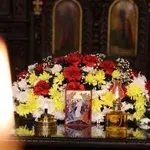 Благодатният огън от Йерусалим вече е в България!