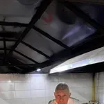 Стоичков меси хляб в Туркменистан, докато върви дербито!