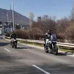 Как да се справим с някои от най-рисковите ситуации при карането на мотор