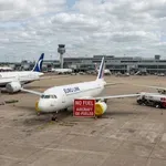 В НАВЕЧЕРИЕТО НА ЛЕТНИЯ СЕЗОН: Нискотарифни авиокомпании намаляват полетите!