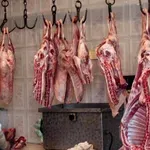 Агнешкото скача три пъти от фермата до щанда