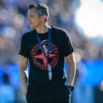 Лидерът на Сектор Г с остра реакция срещу Янев, "свали" тениската му