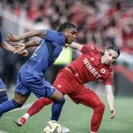 Макун е първият левскар с гол и автогол в шампионатни дербита