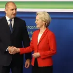 Урсула фон дер Лайен поздрави Румен Радев за новия му пост