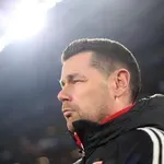 Англичани искат треньора на Ланс