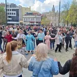 Безплатна рибена чорба и фенери по Дунав
