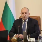 Радев към областните управители: ДА НЕ ГАСИМ САМО НАСЛЕДЕНИ ПОЖАРИ!