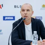 Започва ремонт и на закритата атлетическа писта на стадион „Васил Левски“
