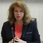 Битката за ЦИК започна: Йотова изслушва кандидатите