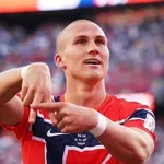 Норвежец видя раждането на сина си по видеовръзка