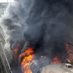 ЖП АД КРАЙ КАРНОБАТ: Локомотив на пътнически влак се запали
