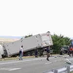 Съдът в Бургас решава мярката на шофьора на тира от катастрофата на АМ „Тракия“