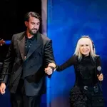 ПОД ПРОЖЕКТОРИТЕ: Лили със 100 концерта след пандемията