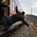 Хвърленият от германски влак Хайредин е в кома