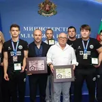 Министър Енчо Керязов отличи медалистите от Европейското първенство по джудо за кадети