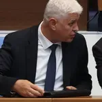 Риск има, риск няма! Искри прехвърчаха в парламента за US самолетите!