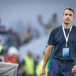 Веласкес избива Европа от главите на играчите