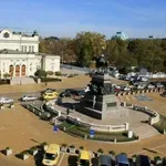 ЖЪЛТИ ПАВЕТА БЕЗ КОЛИ: Булевард „Цар Освободител“ става пешеходна зона