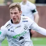 Еднорък футболист изуми Европа