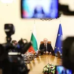 Радев: Навсякъде около нас гори, но не и в България
