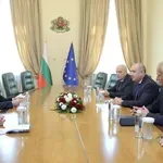 Премиерът Румен Радев се срещна с ключов представител на НАТО