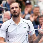 Птици прекъснаха мач на US Open