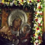 Хиляди се стичат към Роженската Богородица