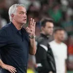 Моуриньо преди дербито: Реал Мадрид не може да се сравнява с никого