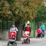 Майчинството със €115 нагоре