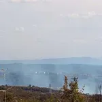 Голям пожар бушува между Велико Търново и Беляковец