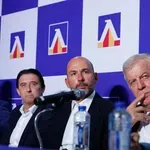 Вписват Бостанджиев и в Търговския регистър като собственик на Левски