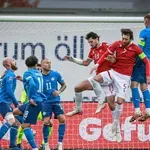 България падна за сефте и от Исландия