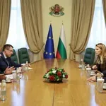 АТАКИТЕ С ДРОНОВЕ: Митрофанова казала на Радев, че не изключва провокация на трета страна