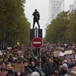 Нова протестна буря във Франция: Париж затяга мерките за сигурност