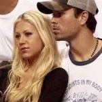 Анна Курникова и Енрике Иглесиас станаха родители за четвърти път!
