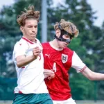 18-годишен български нападател ще играе в елита на Канада