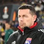 Наставникът на новия лидер в Лига 1 остава здраво стъпил на земята