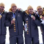 Йоханес Лохнер с първа олимпийска титла по бобслей за четворки, Германия с двойна победа