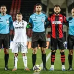 НА ЖИВО: Локомотив София 0:0 Славия