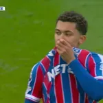 Отмениха гол на Кристал Палас заради засада