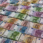Искани от тийнейджър 10 млн. евро подпалиха футбола дни преди Мондиала