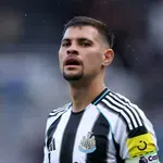 Арсенал и Нюкасъл си стиснаха ръцете за Бруно Гимараеш