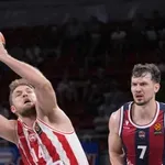 Впечатляващ Везенков на старта на сезона в Евролигата