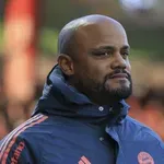 Компани: Във футбола не трябва да мислиш много напред, съсредоточен съм върху настоящето