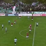 Втори гол на Сидни бе отменен заради засада