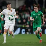 Жоро Миланов влезе от пейката за Динамо Букурещ при безлично реми в дербито с ФКСБ