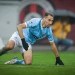 Попето може да продължи с футбола, но при едно условие